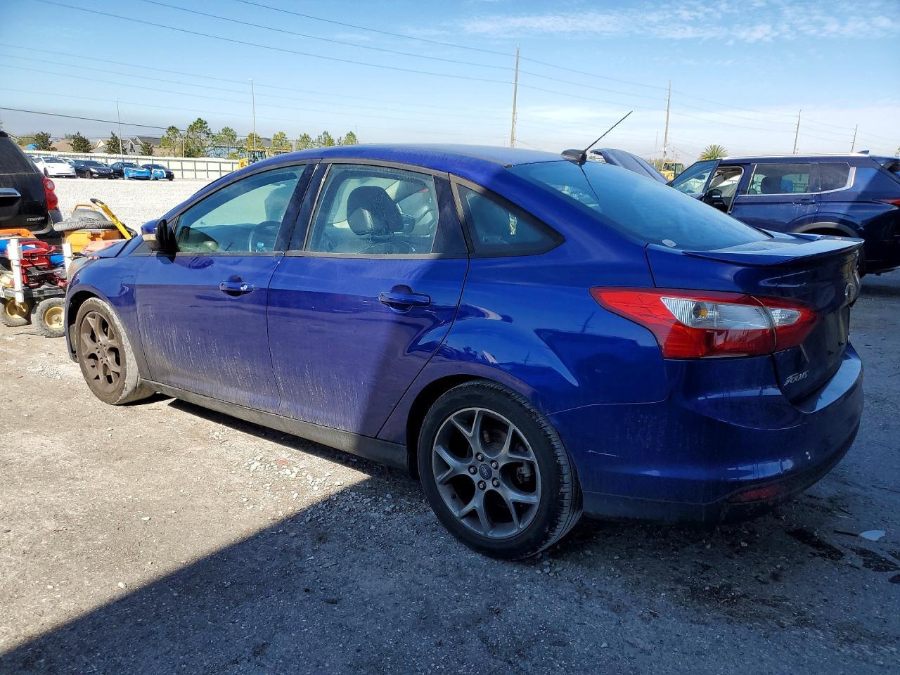2014 Ford Focus Se - Image 2