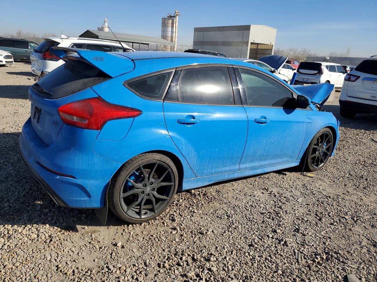 2017 Ford Focus Rs - Фото 3