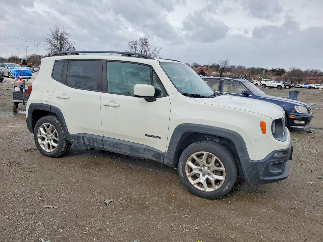 2015 Jeep Renegade Latitude - Фото 4