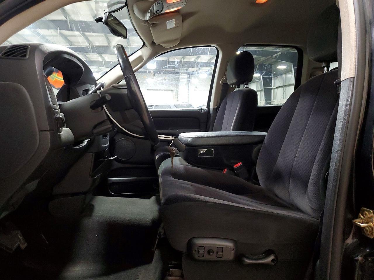 2005 Dodge Ram 1500 St - Фото 7