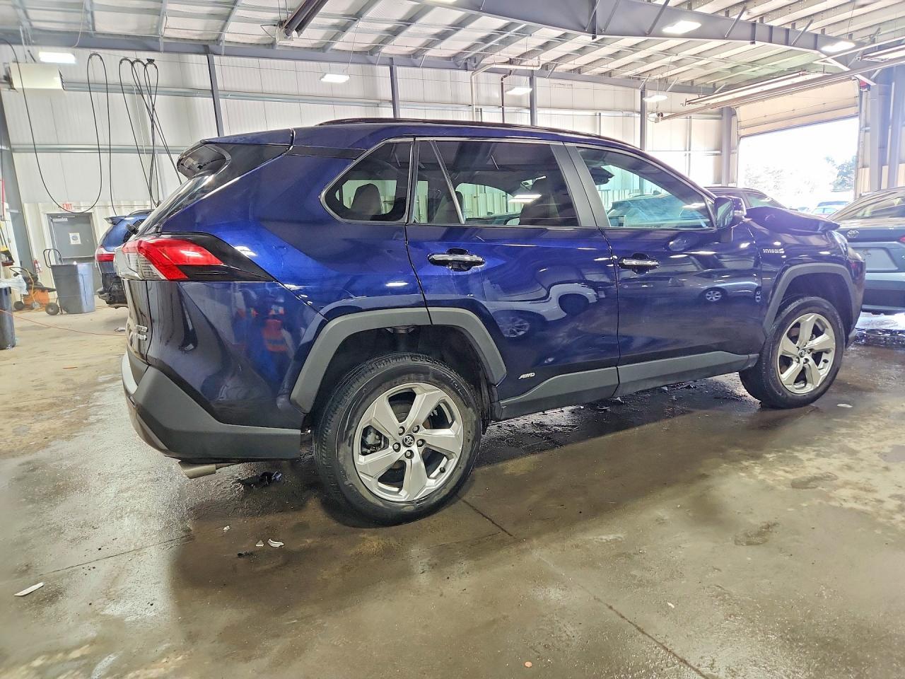 2021 Toyota Rav4 Hybrid Limited - Фото 3