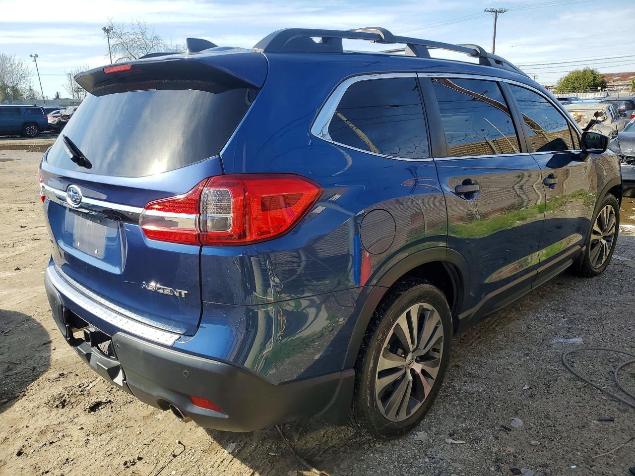 2021 Subaru Ascent Premium - Фото 3