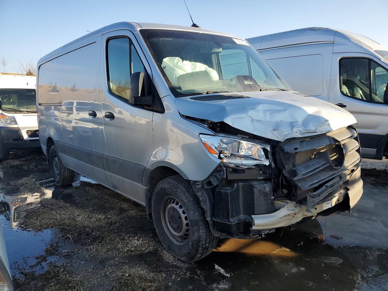 2025 Mercedes Benz Sprinter 2500 Delivery Van - Фото 4