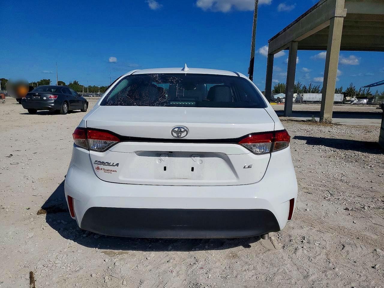 2025 Toyota Corolla Le - Фото 6