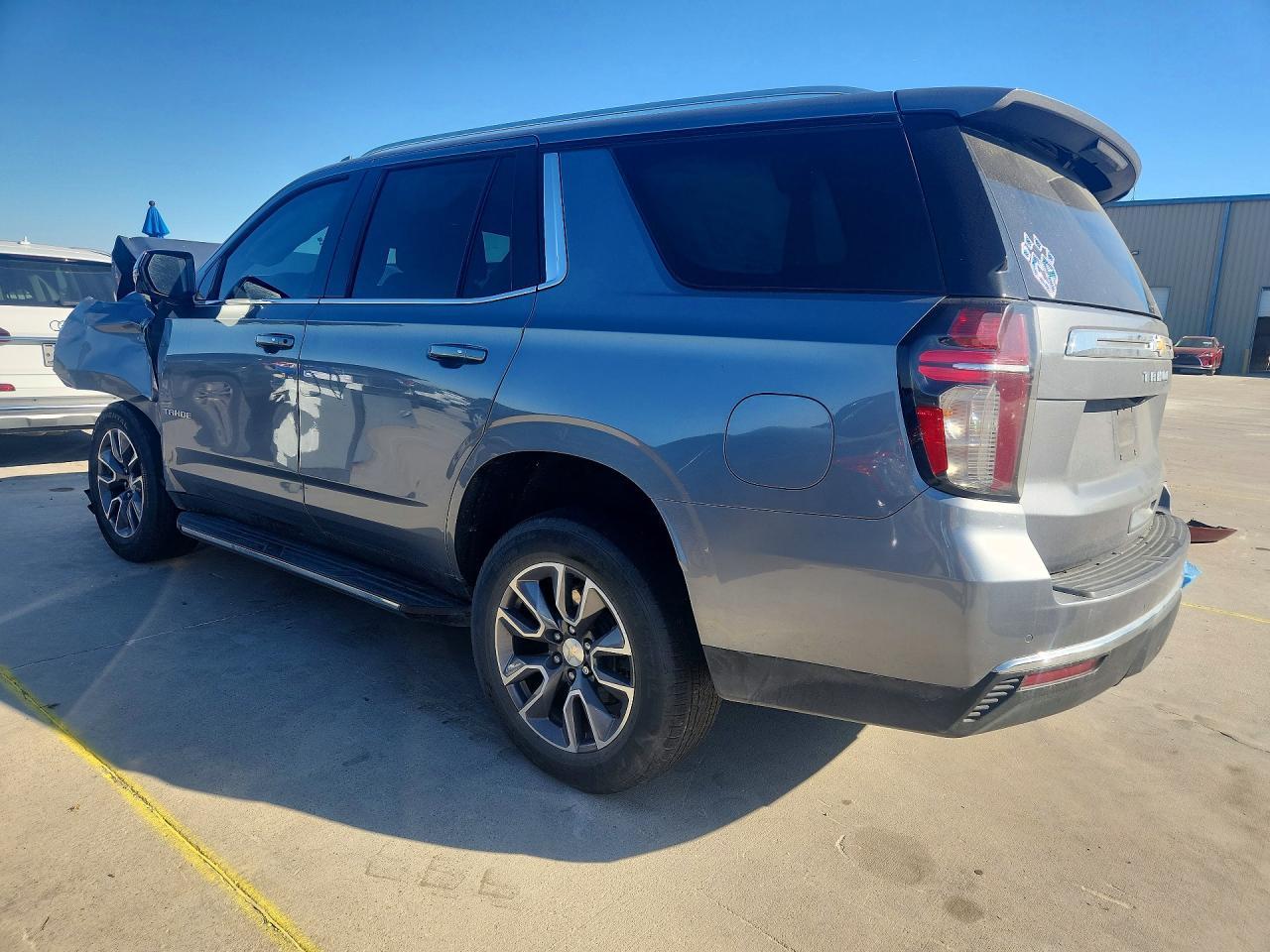2022 Chevrolet Tahoe C1500 Lt - Фото 2