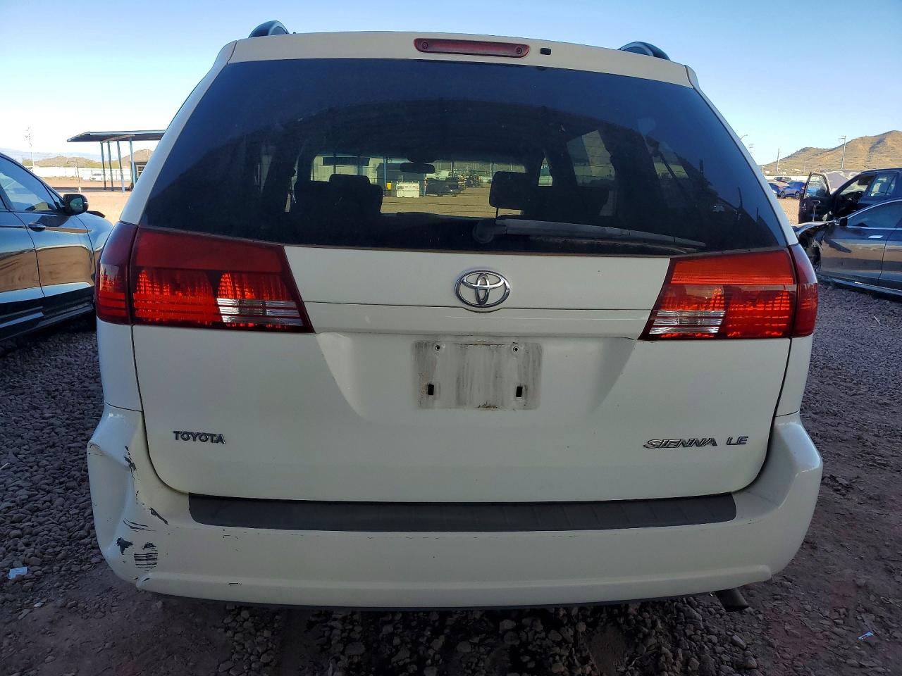 2004 Toyota Sienna Ce - Фото 6