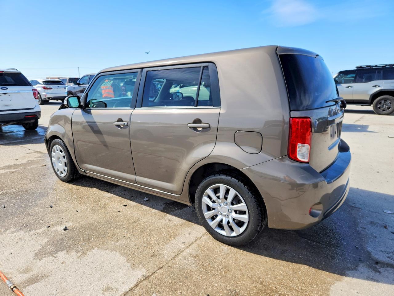 2015 Scion Xb Base - Image 2
