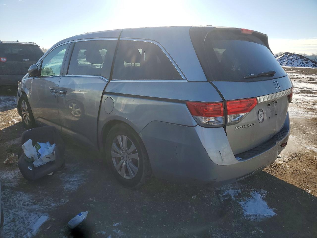 2016 Honda Odyssey Exl - Image 2