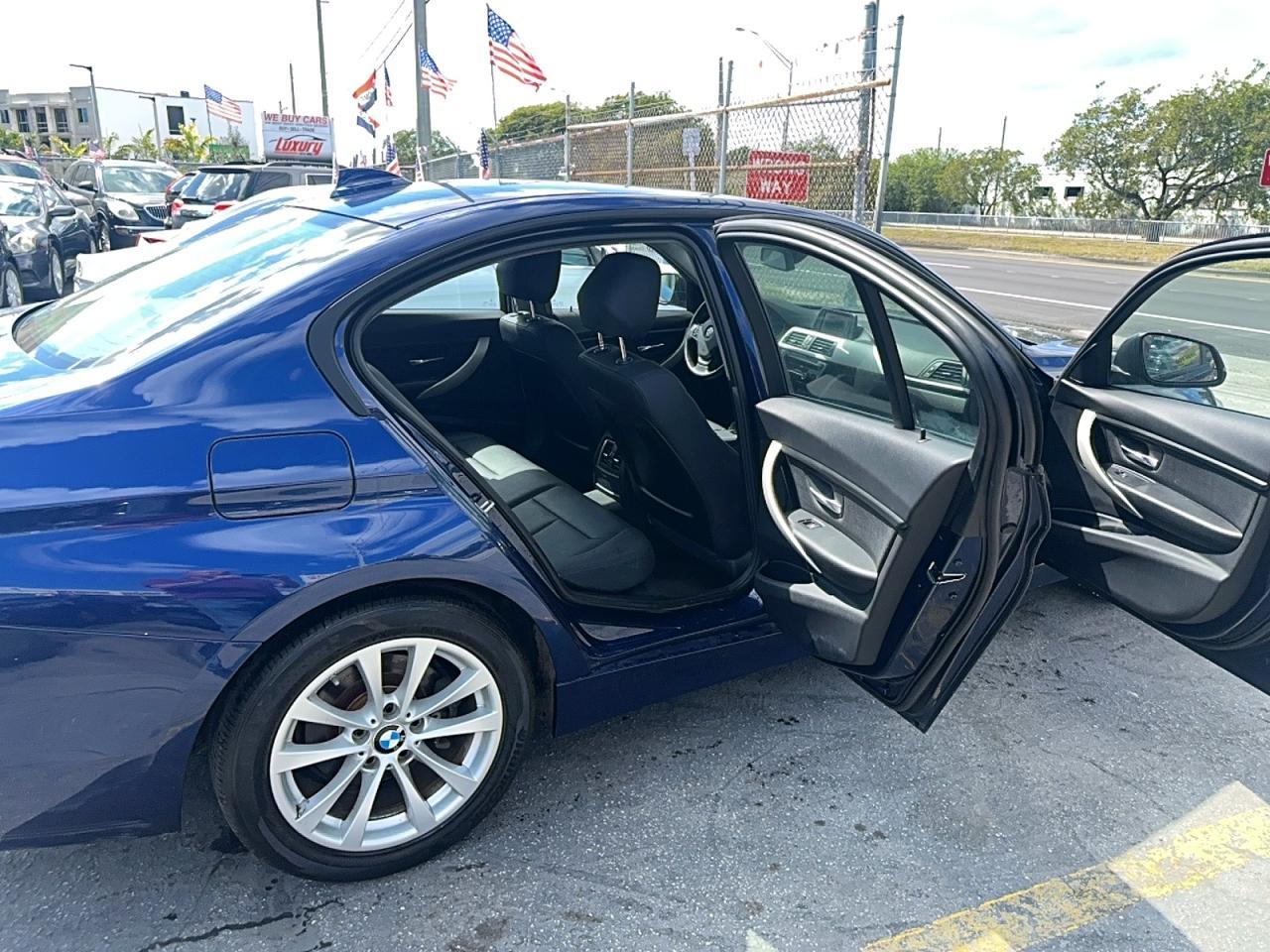 2018 BMW 320 I - Фото 6