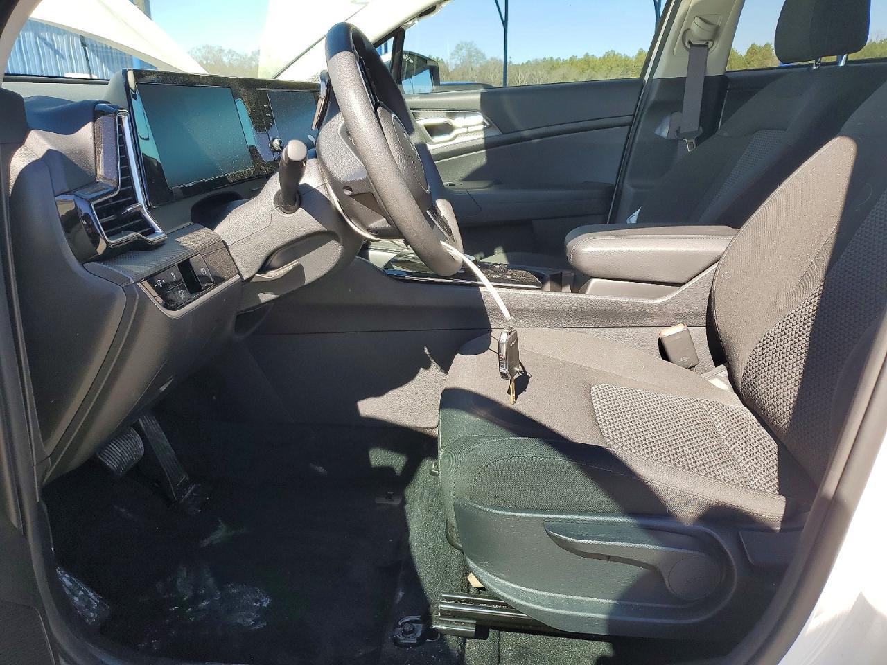 2024 Kia Sportage Lx - Image 7