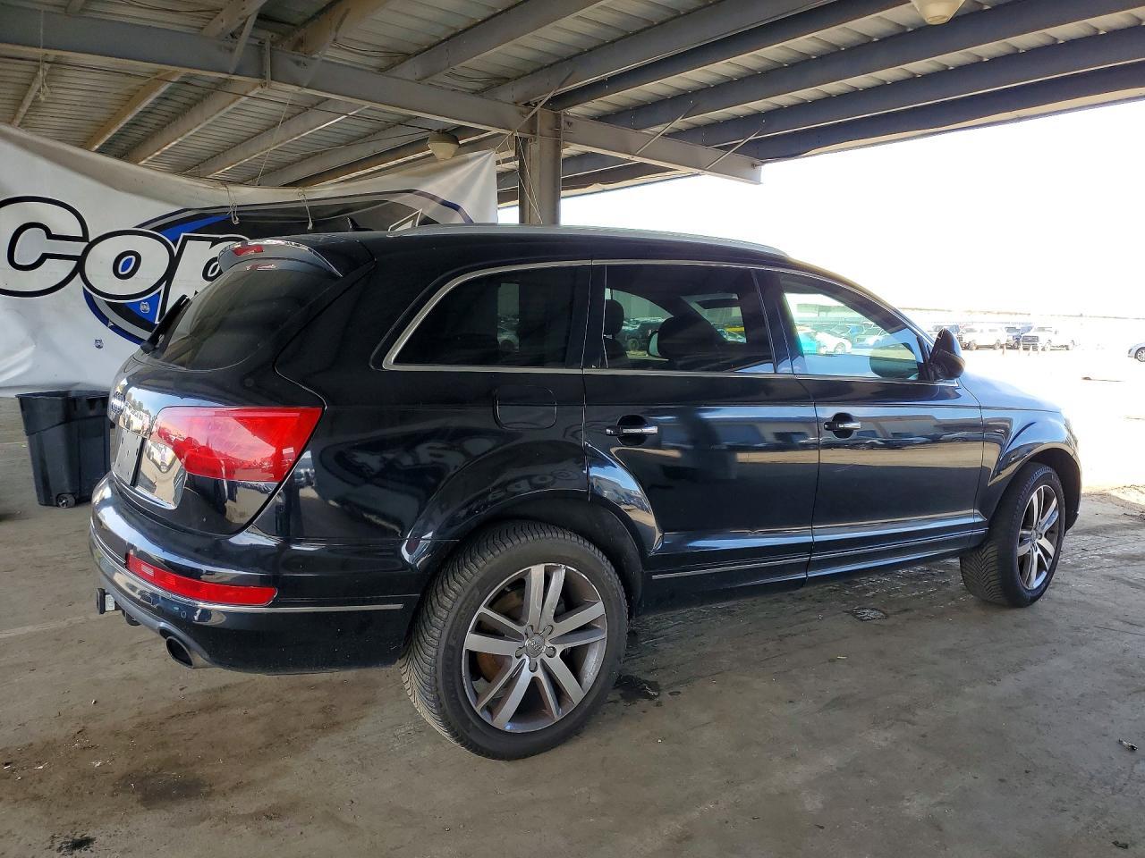 2013 Audi Q7 Premium Plus - Фото 3
