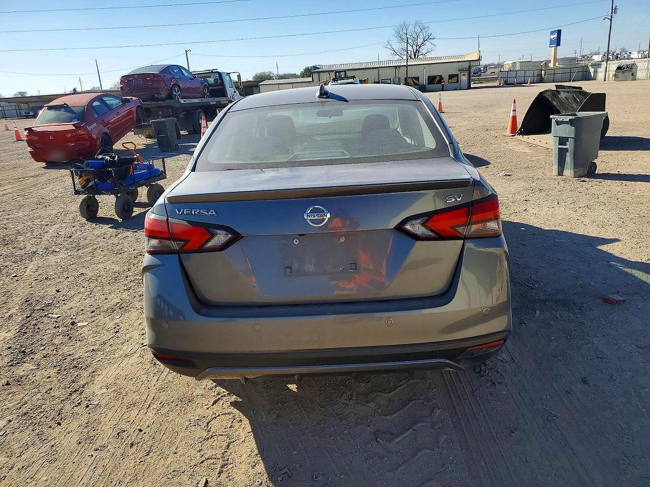 2020 Nissan Versa Sv - Фото 6