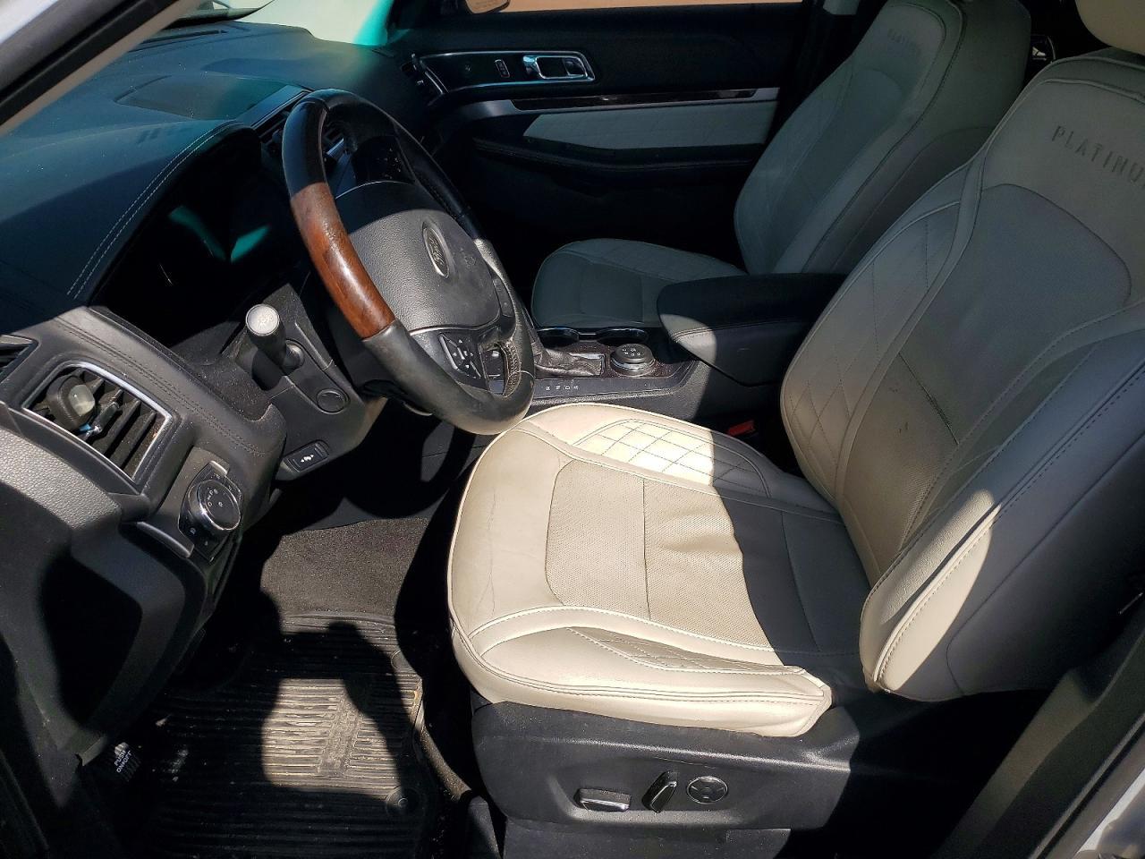 2017 Ford Explorer Platinum - Фото 7