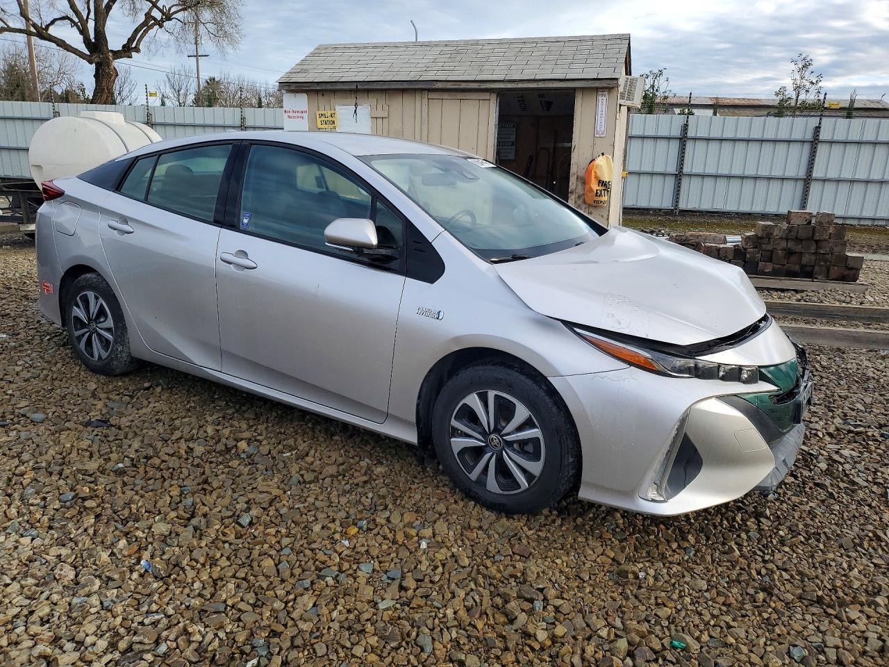 2018 Toyota Prius Prime Plus - Фото 4