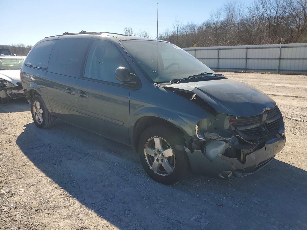 2005 Dodge Grand Caravan Sxt - Фото 4