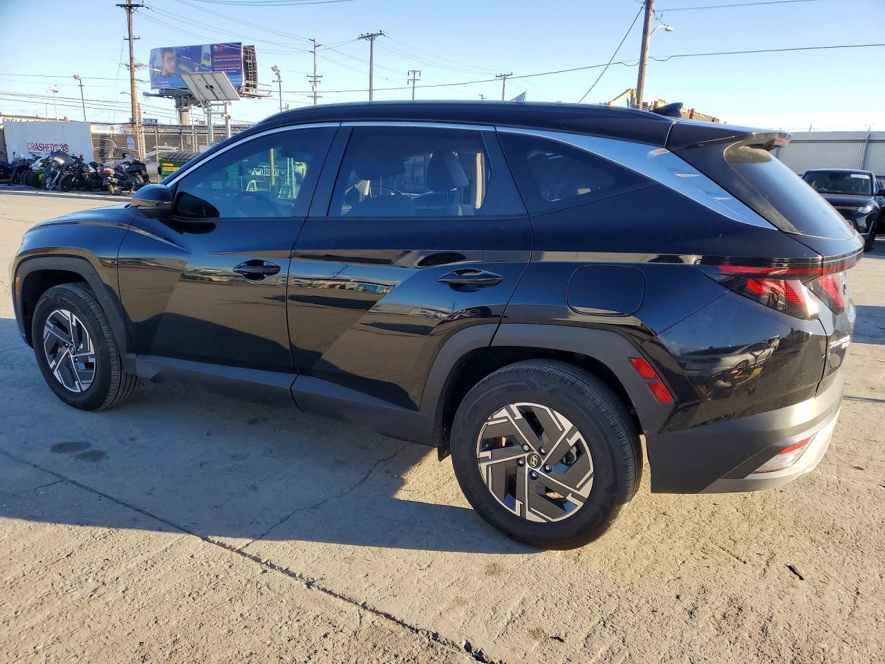 2025 Hyundai Tucson Blue - Image 2