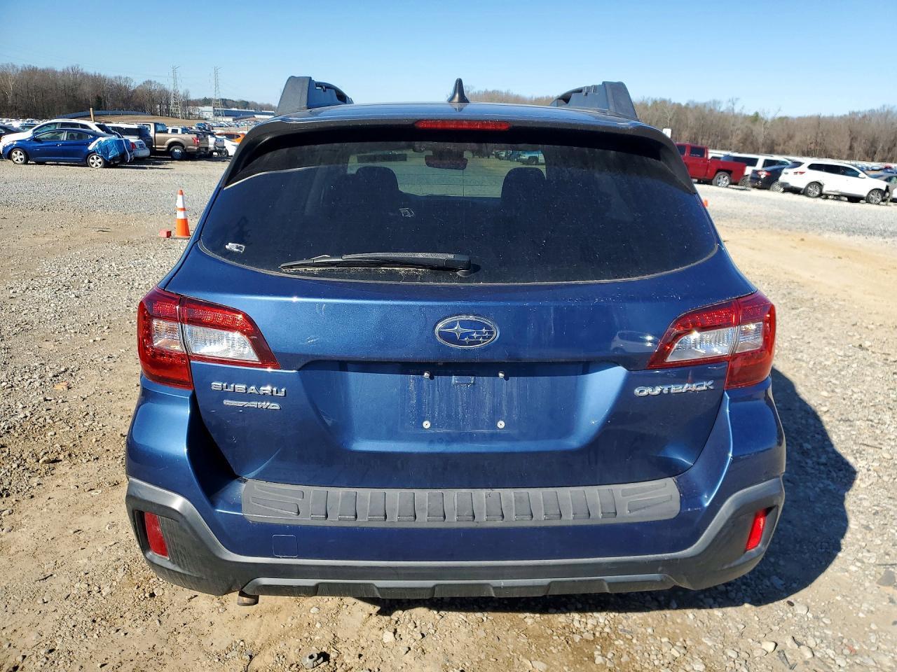 2019 Subaru Outback 2.5I Premium - Image 6