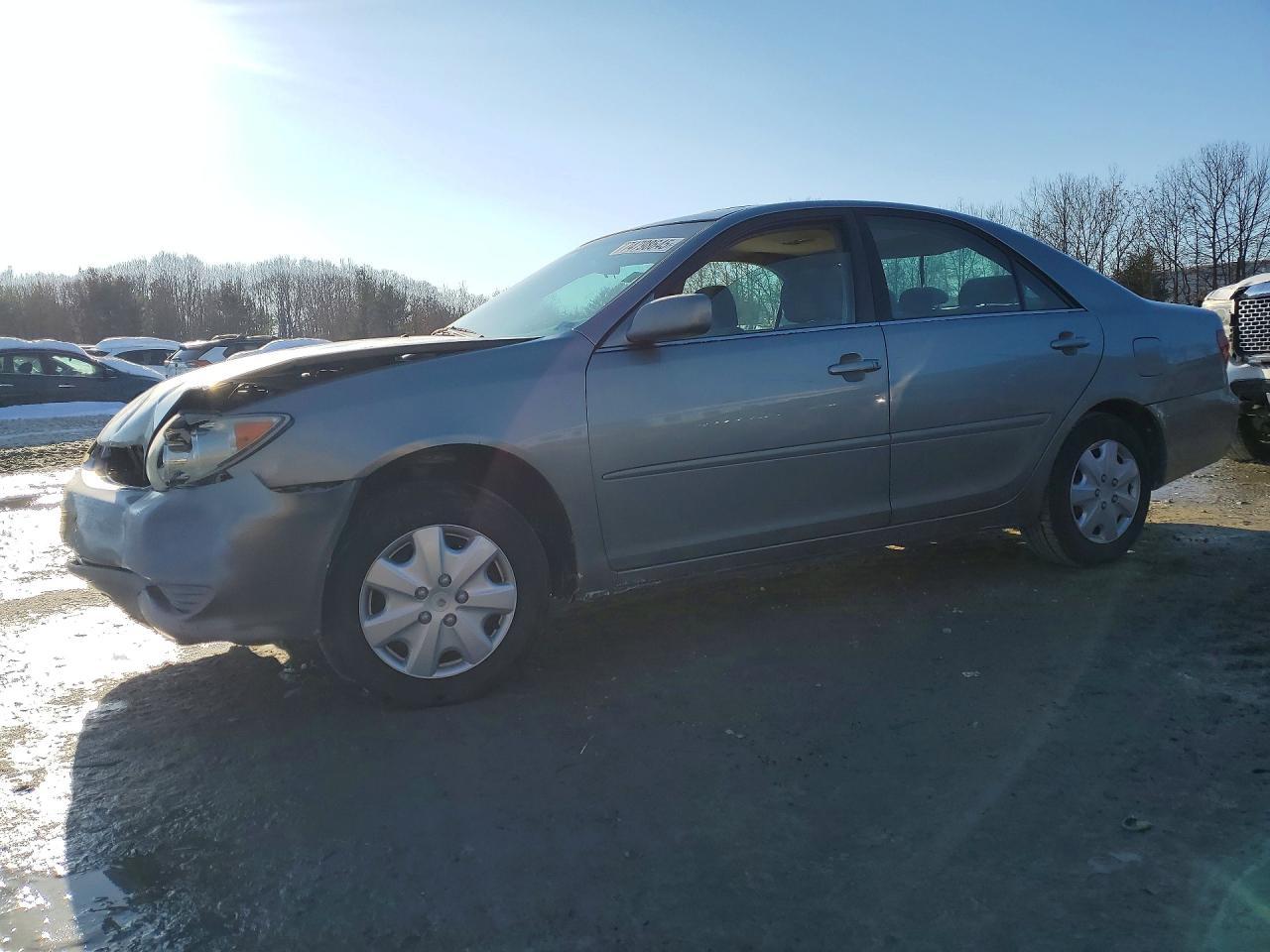 2005 Toyota Camry Le