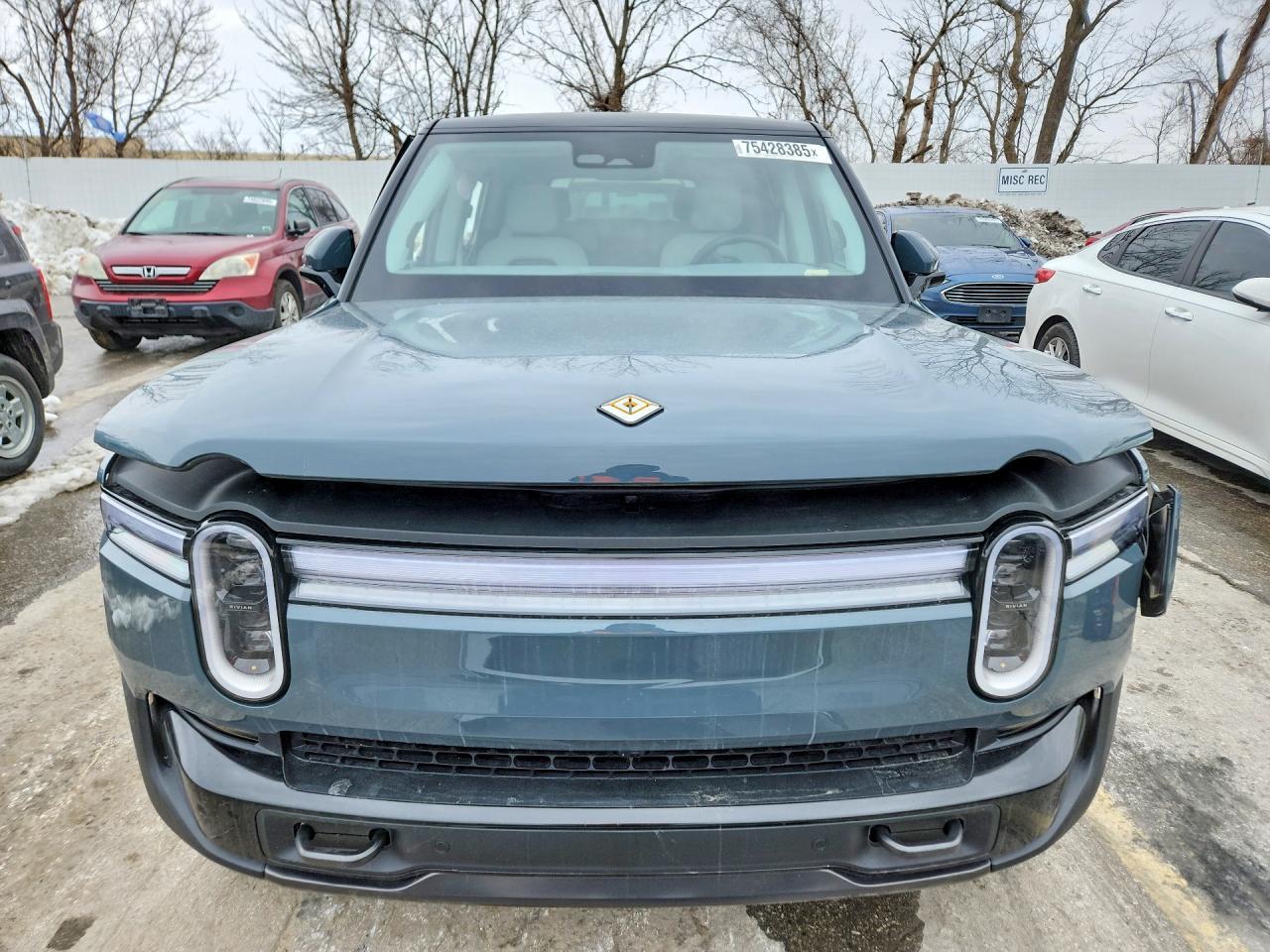 2026 Rivian R1S Premium - Image 5