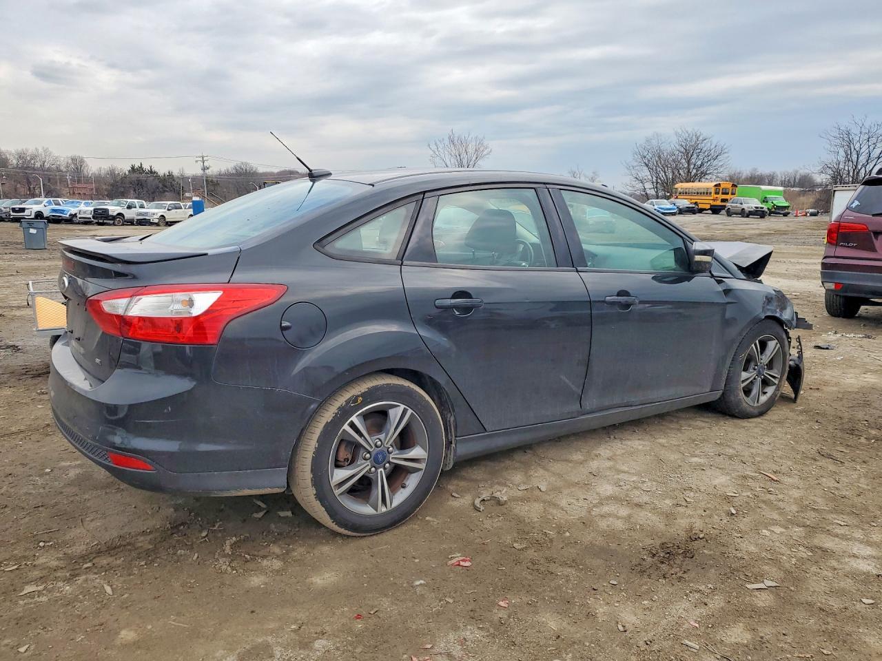 2014 Ford Focus Se - Фото 3