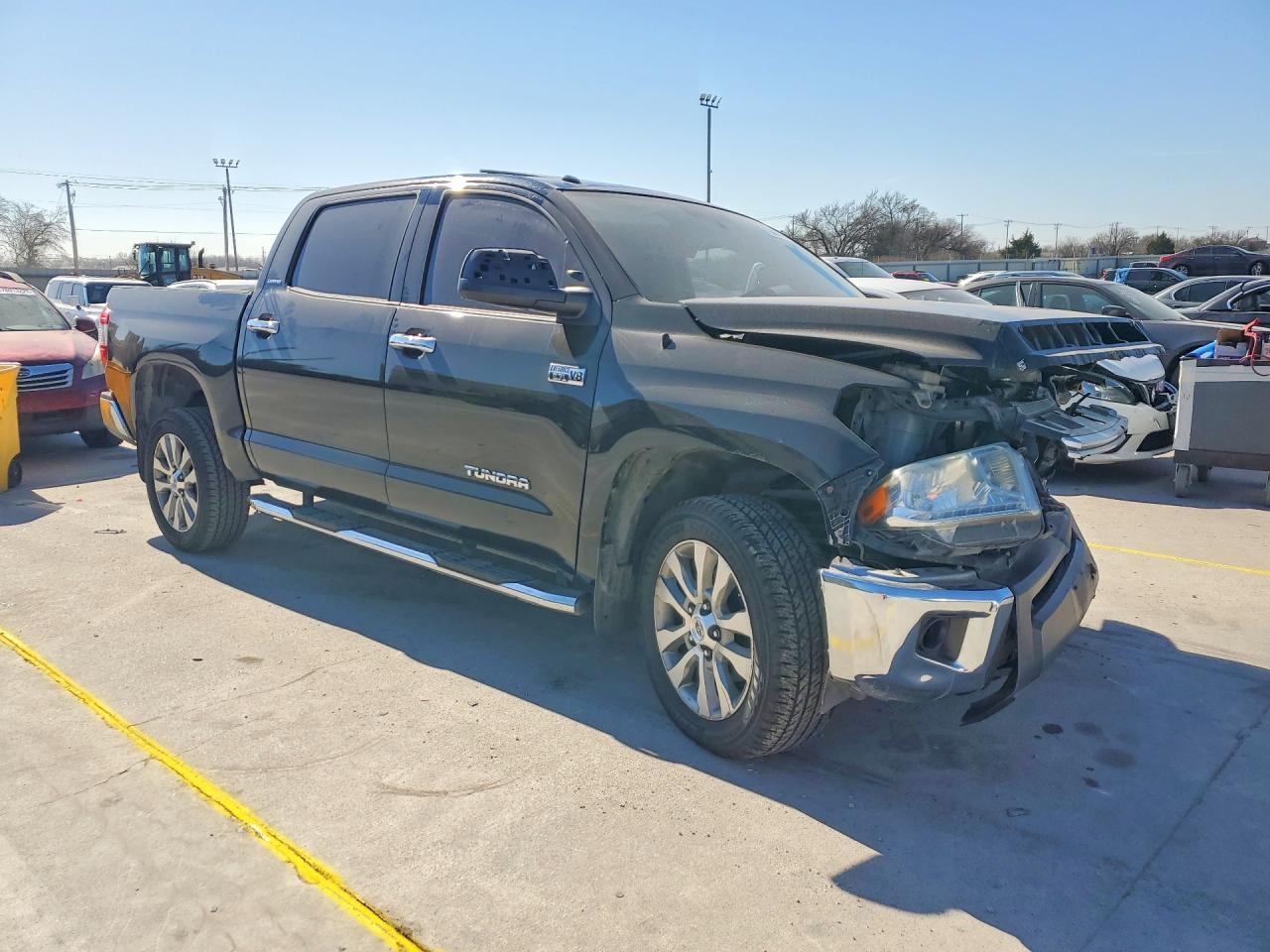 2014 Toyota Tundra Crewmax Limited - Image 4