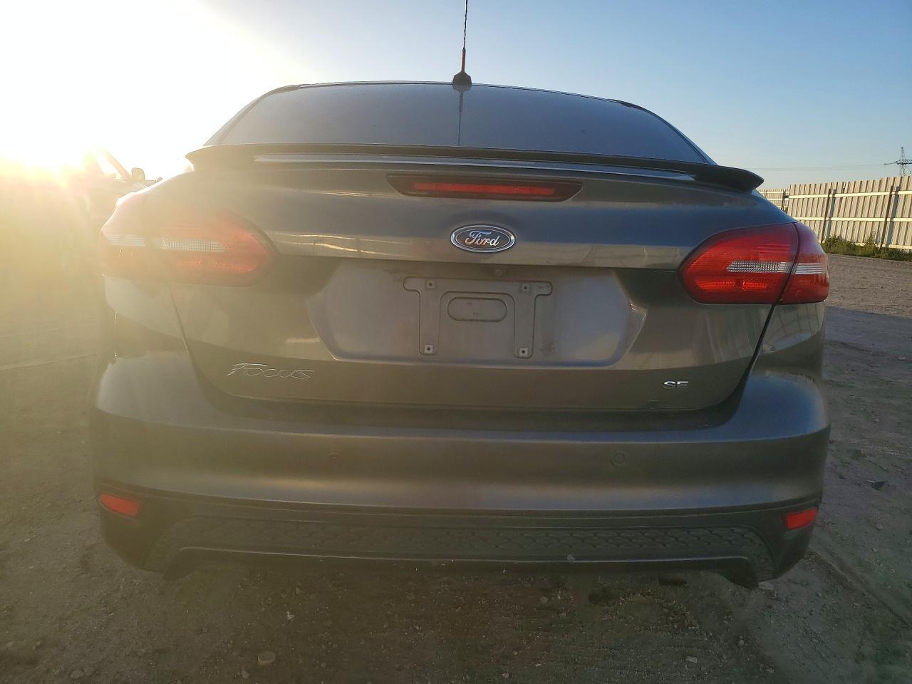 2017 Ford Focus Sel - Фото 6