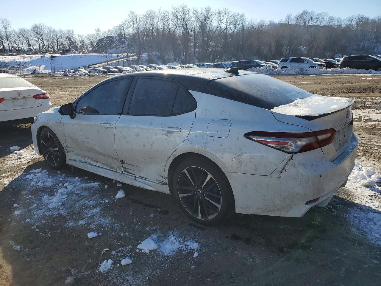 2018 Toyota Camry Xse - Фото 2