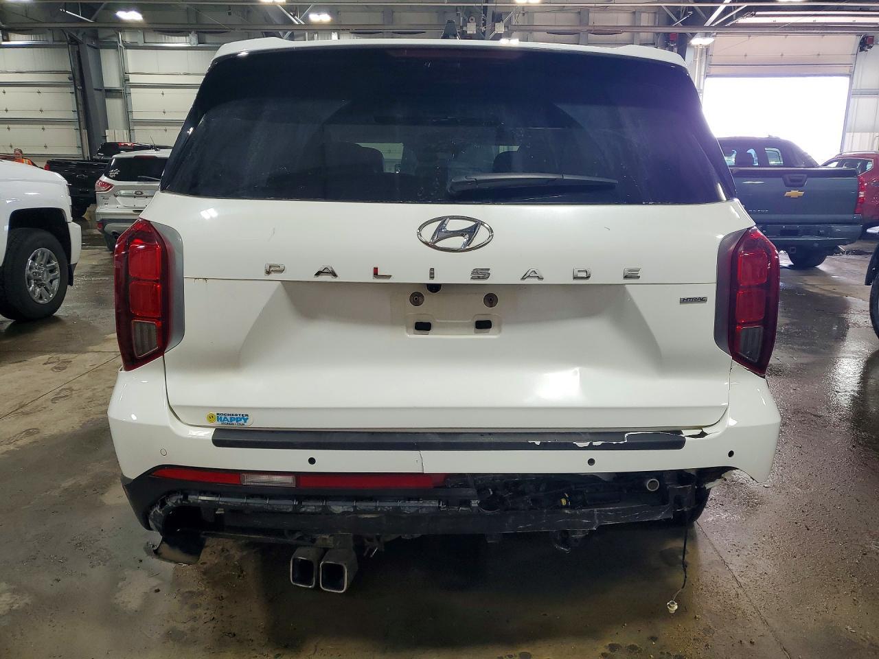 2024 Hyundai Palisade Limited - Image 6
