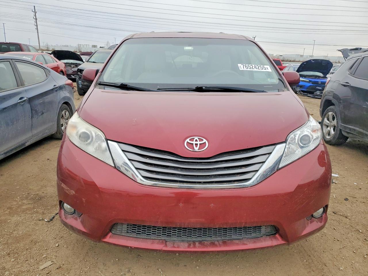 2013 Toyota Sienna - Фото 5