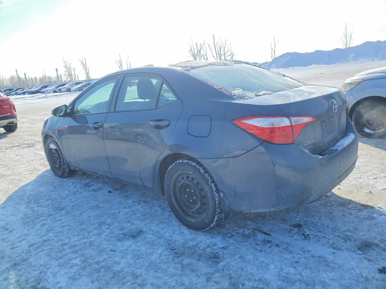 2015 Toyota Corolla L - Фото 2