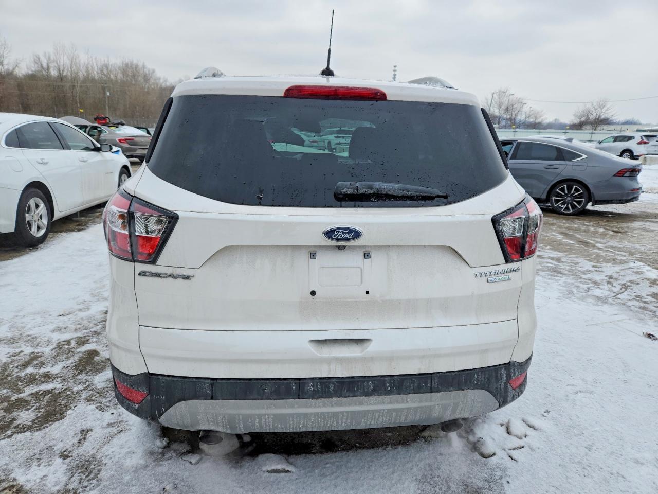 2017 Ford Escape Titanium - Фото 6