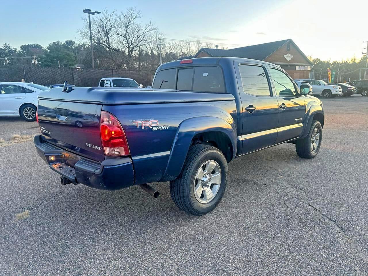 2007 Toyota Tacoma V6 - Image 4