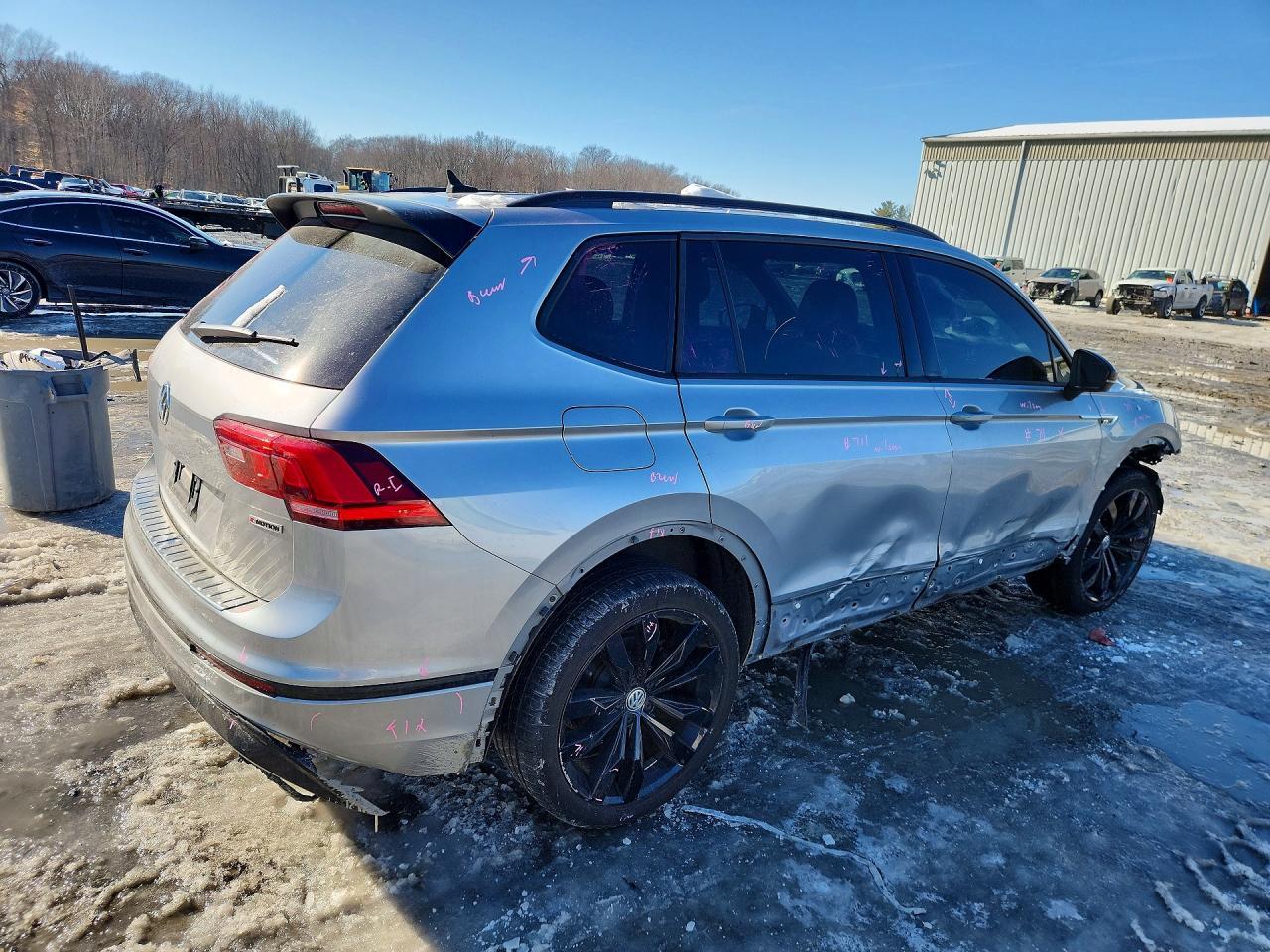2021 Volkswagen Tiguan Se - Фото 3