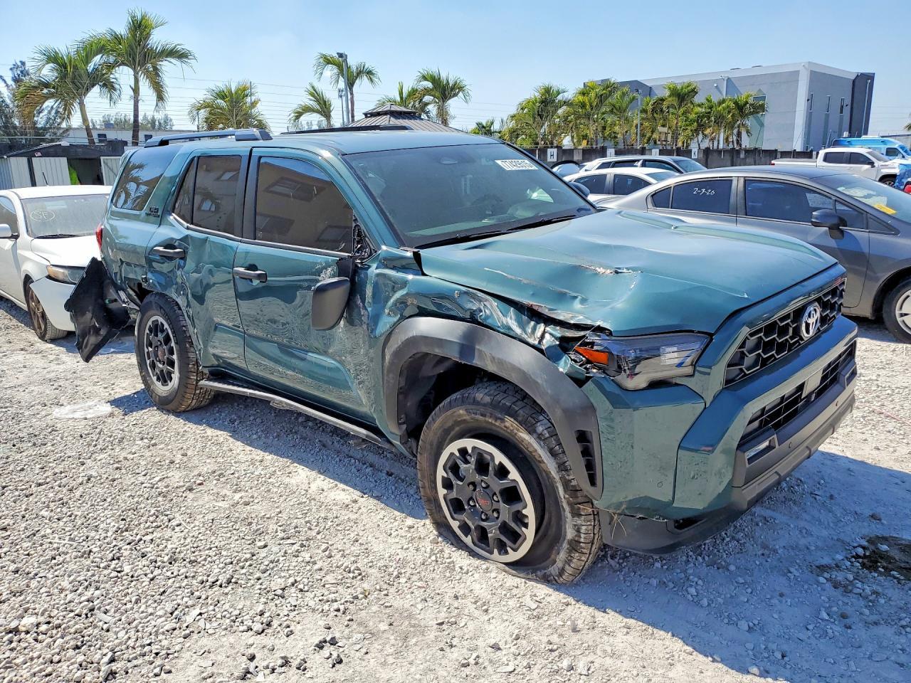 2025 Toyota 4Runner Sr5 - Image 4