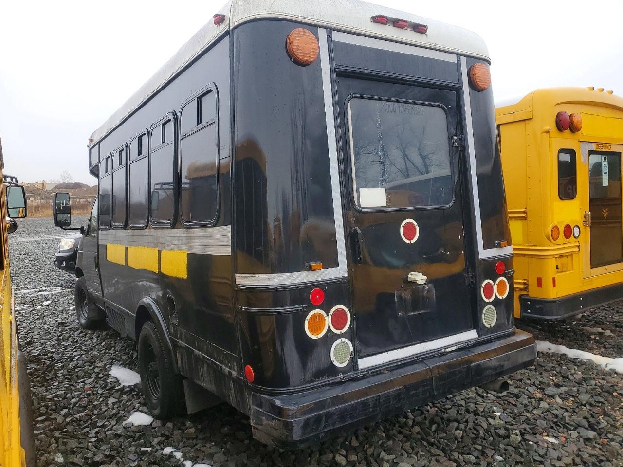 2002 Thomas Minotour E350 - School Bus - Image 3