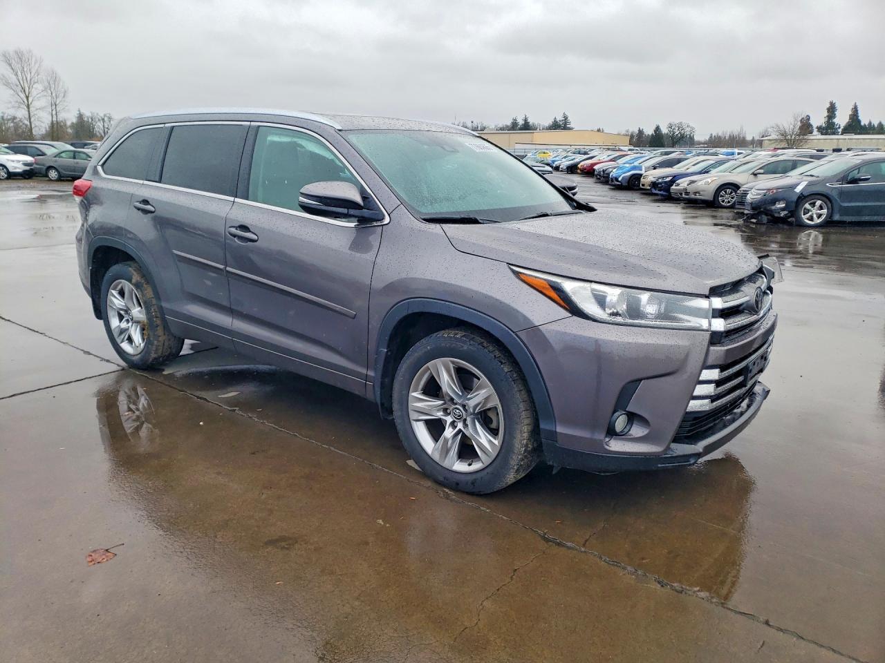 2017 Toyota Highlander Limited - Фото 4
