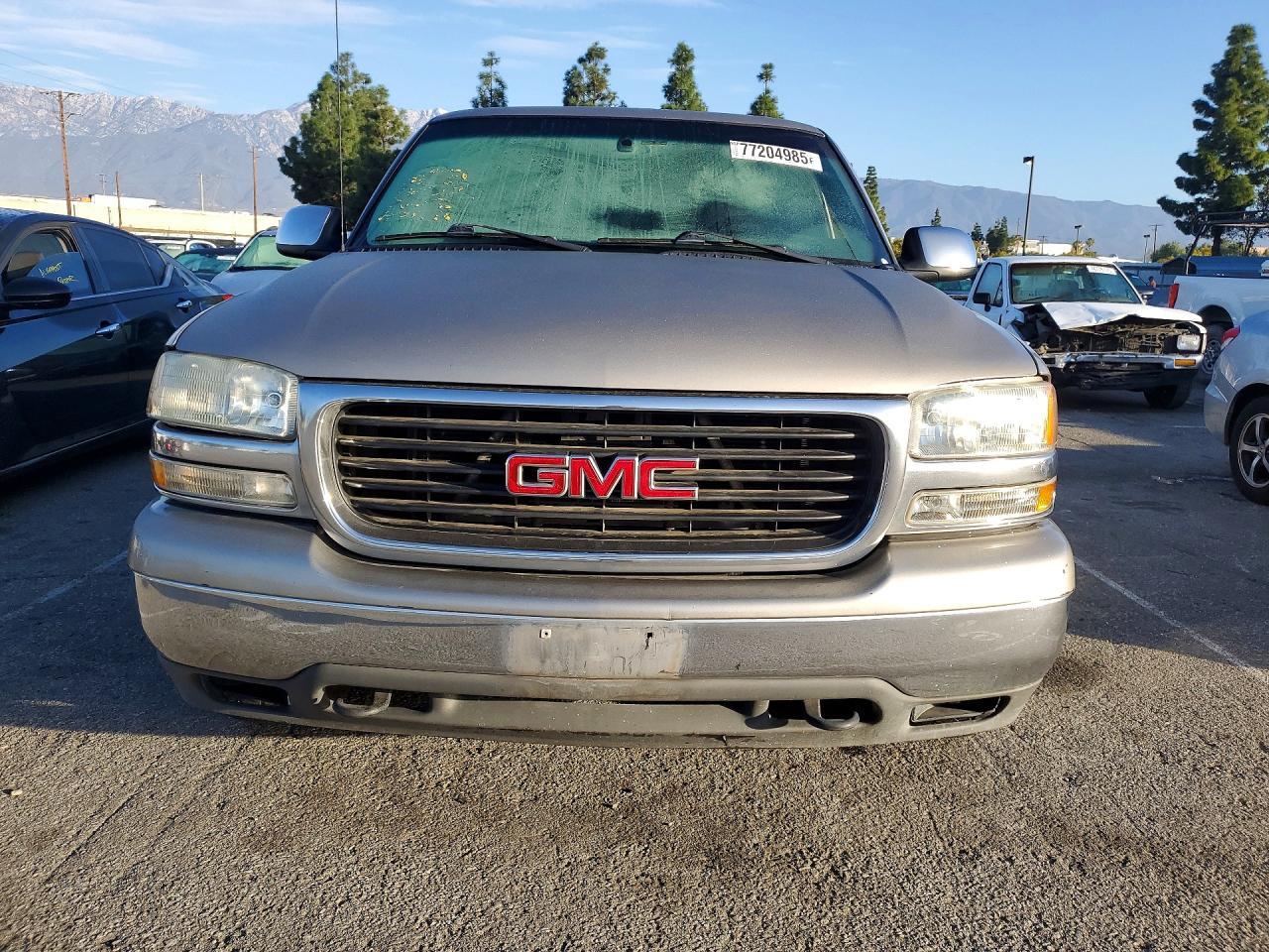 2002 GMC New Sierra C1500 - Фото 5