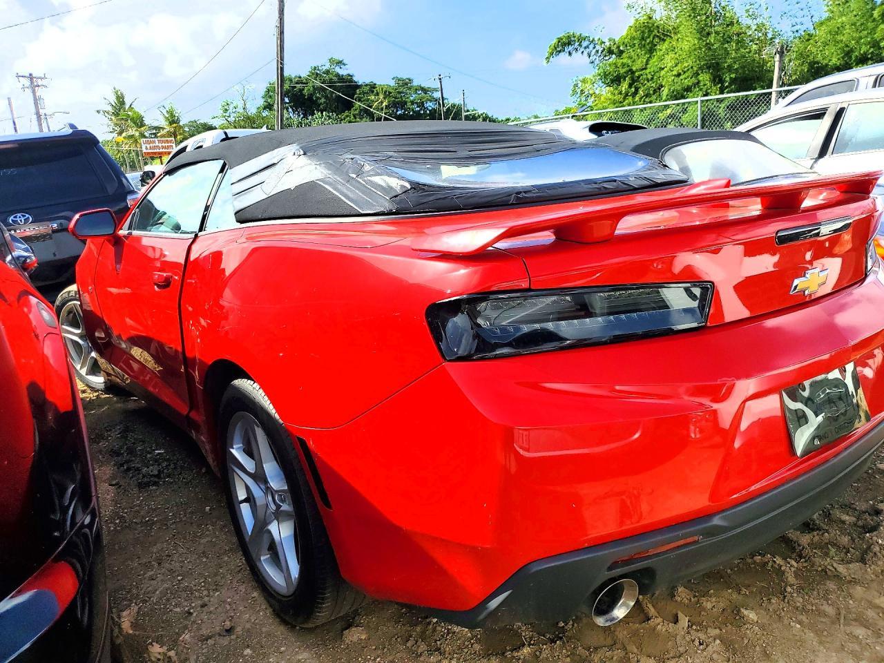 2018 Chevrolet Camaro Lt - Image 2
