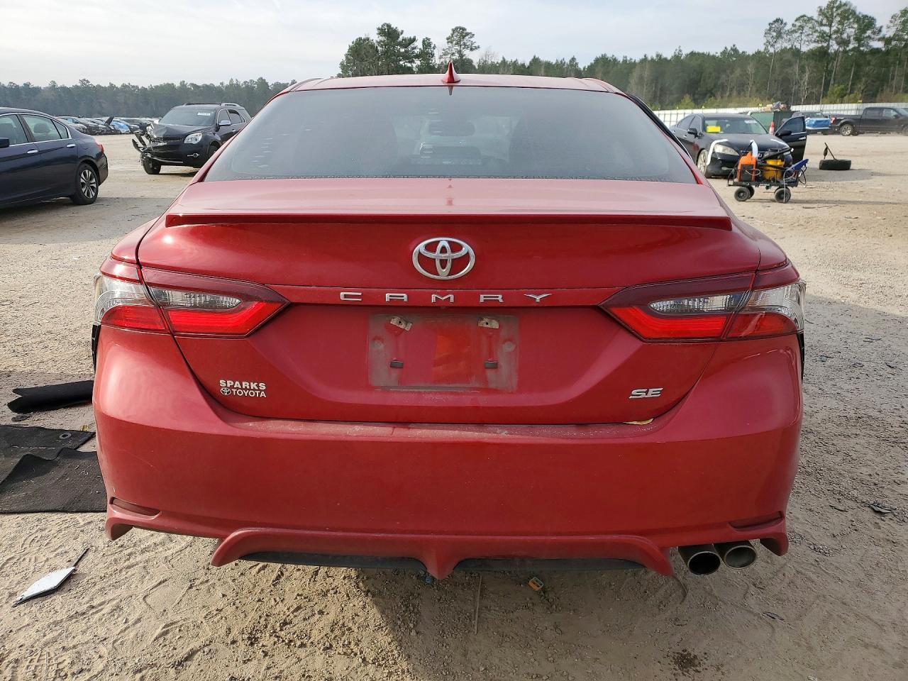 2022 Toyota Camry Se - Image 6