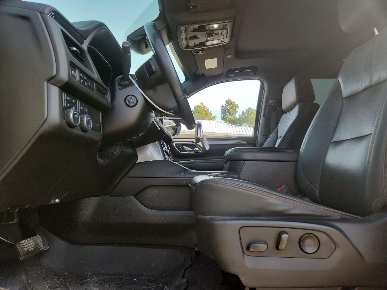 2023 Chevrolet Suburban K1500 Rst - Image 7