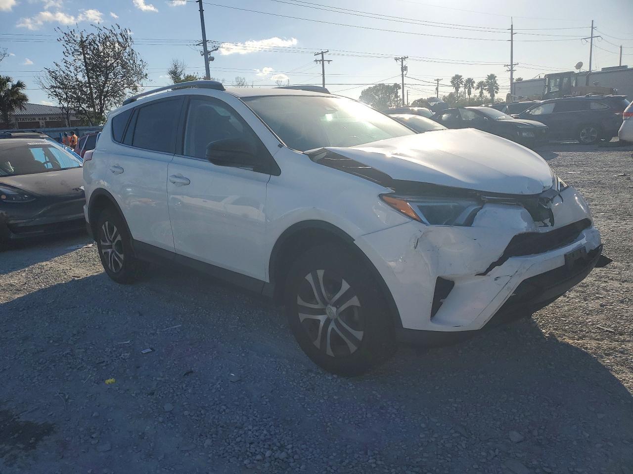 2018 Toyota Rav4 Le - Фото 4