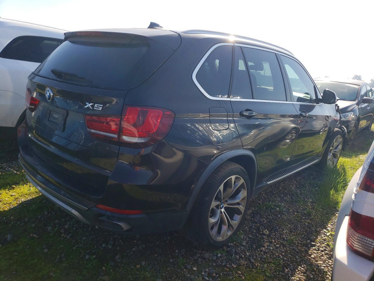 2016 BMW X5 xDrive50I - Image 3