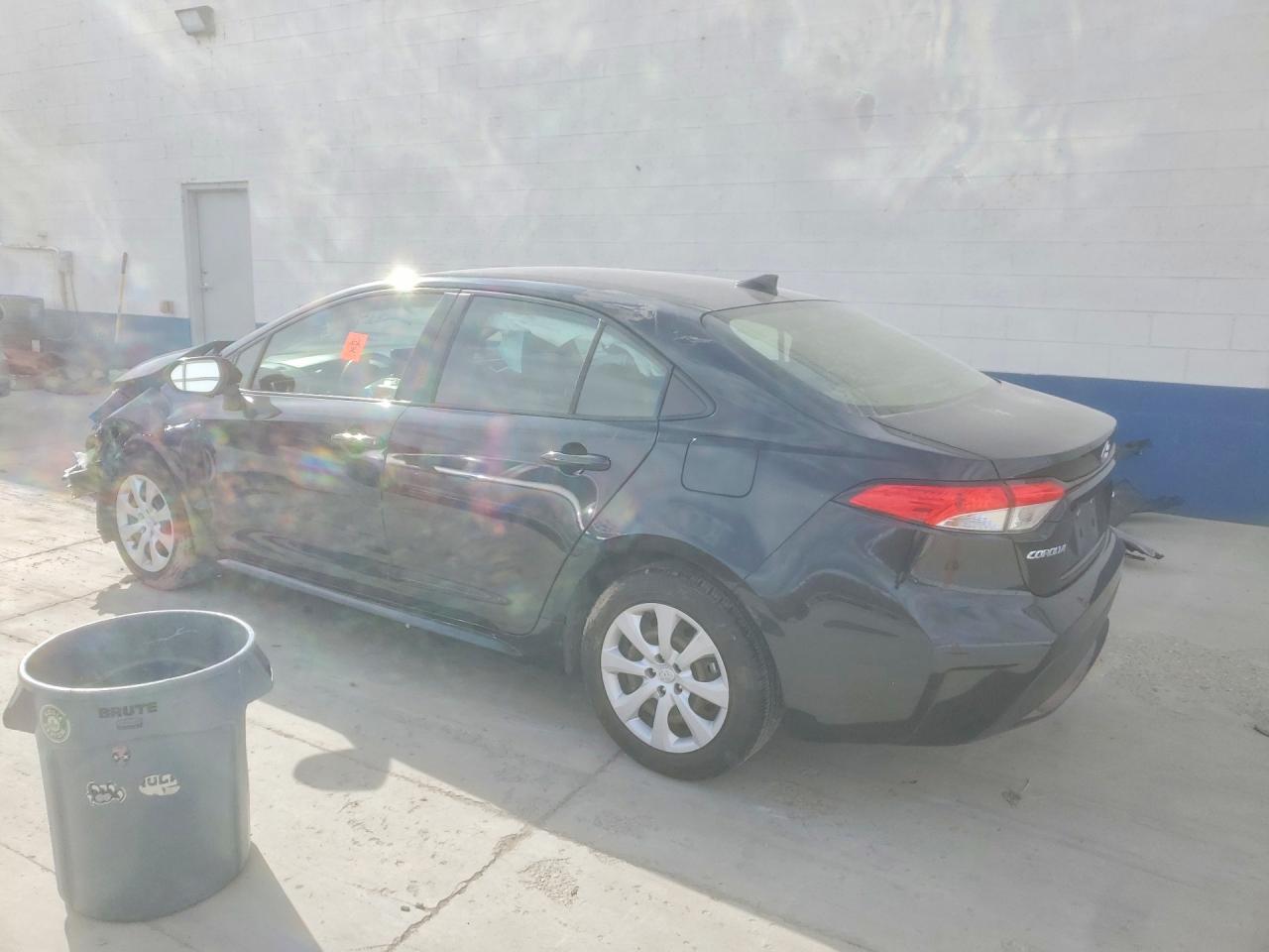 2022 Toyota Corolla Le - Image 2