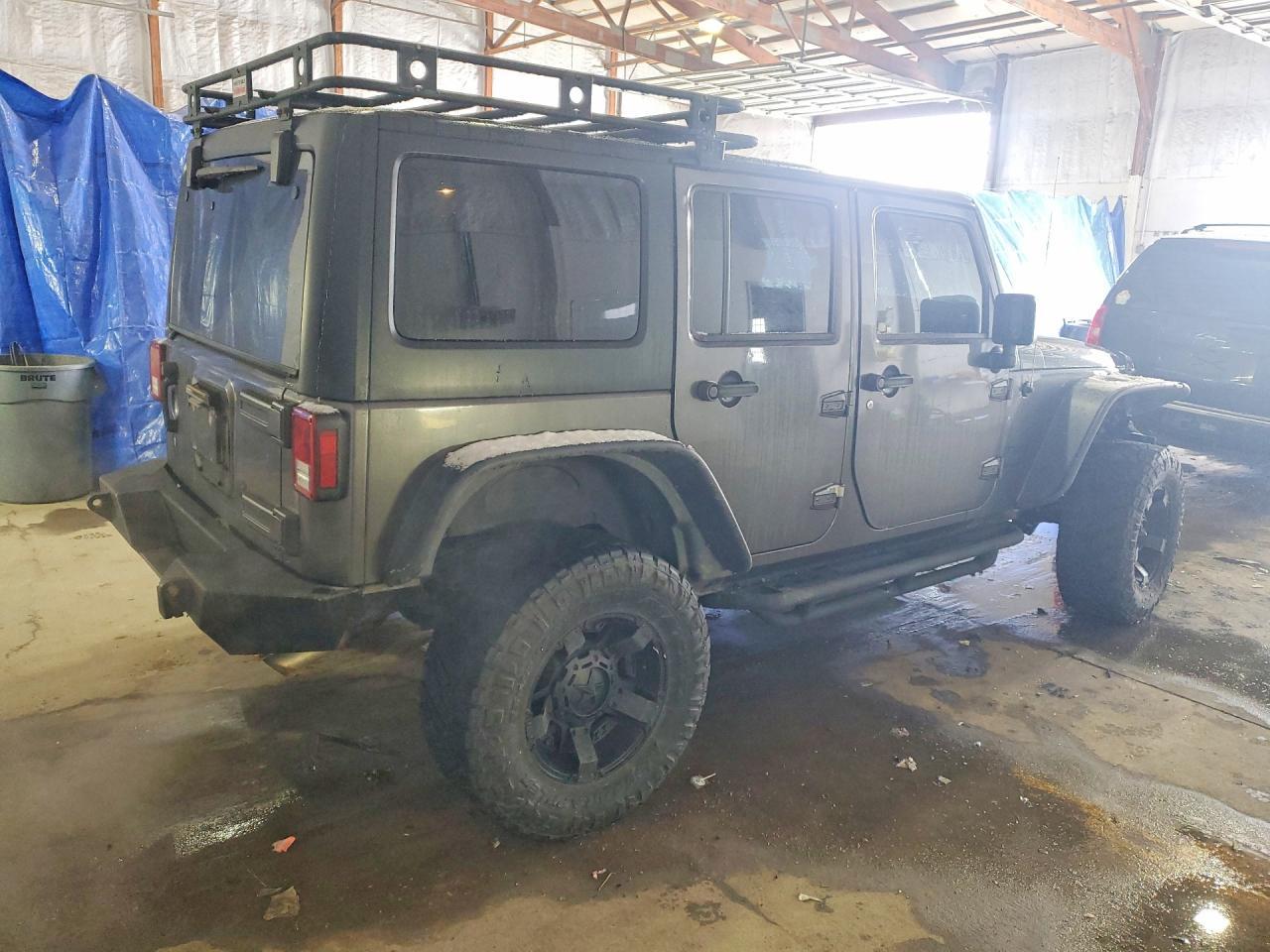 2016 Jeep Wrangler Unlimited Sport - Image 3
