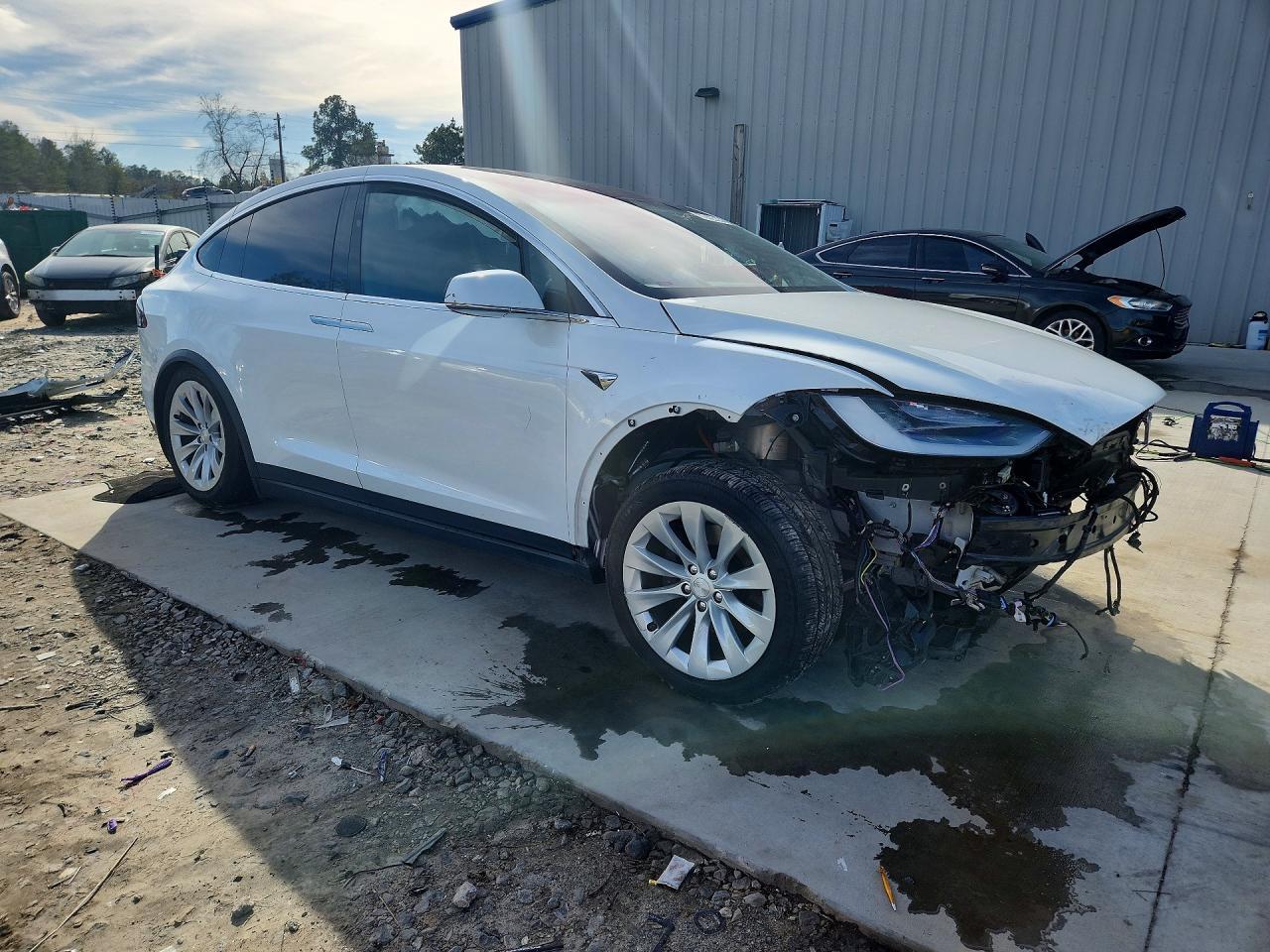 2020 Tesla Model X - Image 4