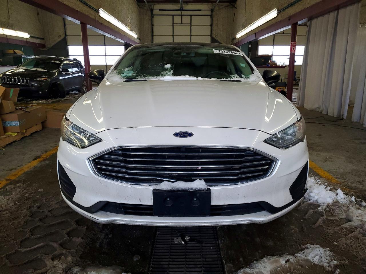 2019 Ford Fusion Se - Фото 5