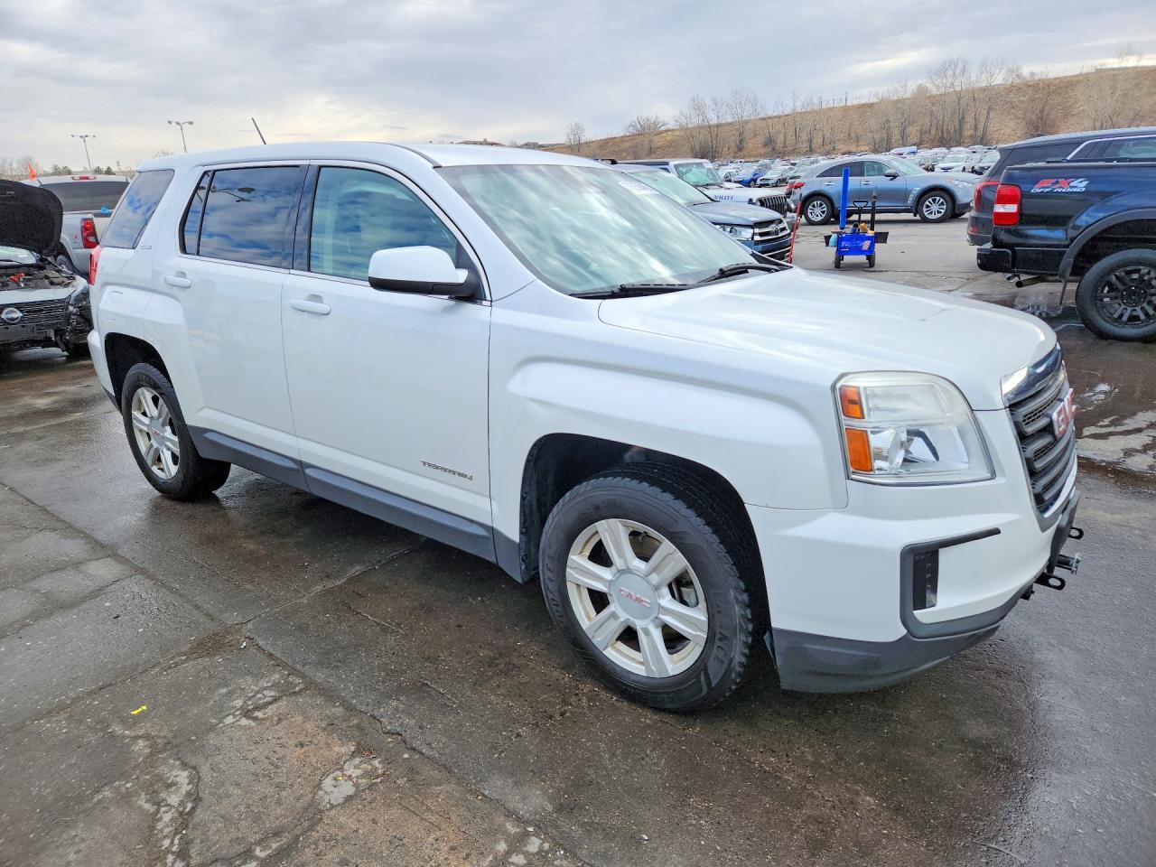 2016 GMC Terrain Sle - Image 4