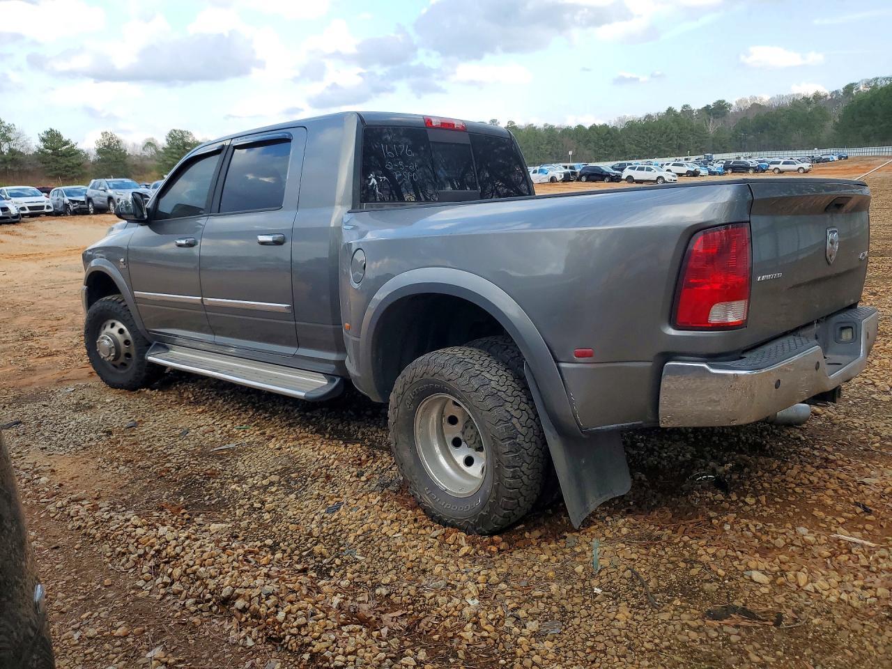 2012 Dodge Ram 3500 Longhorn - Фото 2