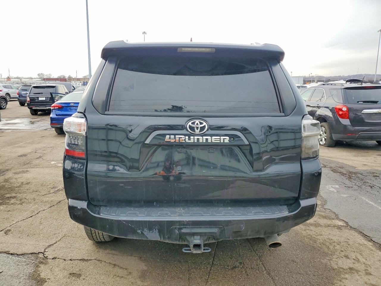 2018 Toyota 4Runner Sr5/Sr5 Premium - Image 6
