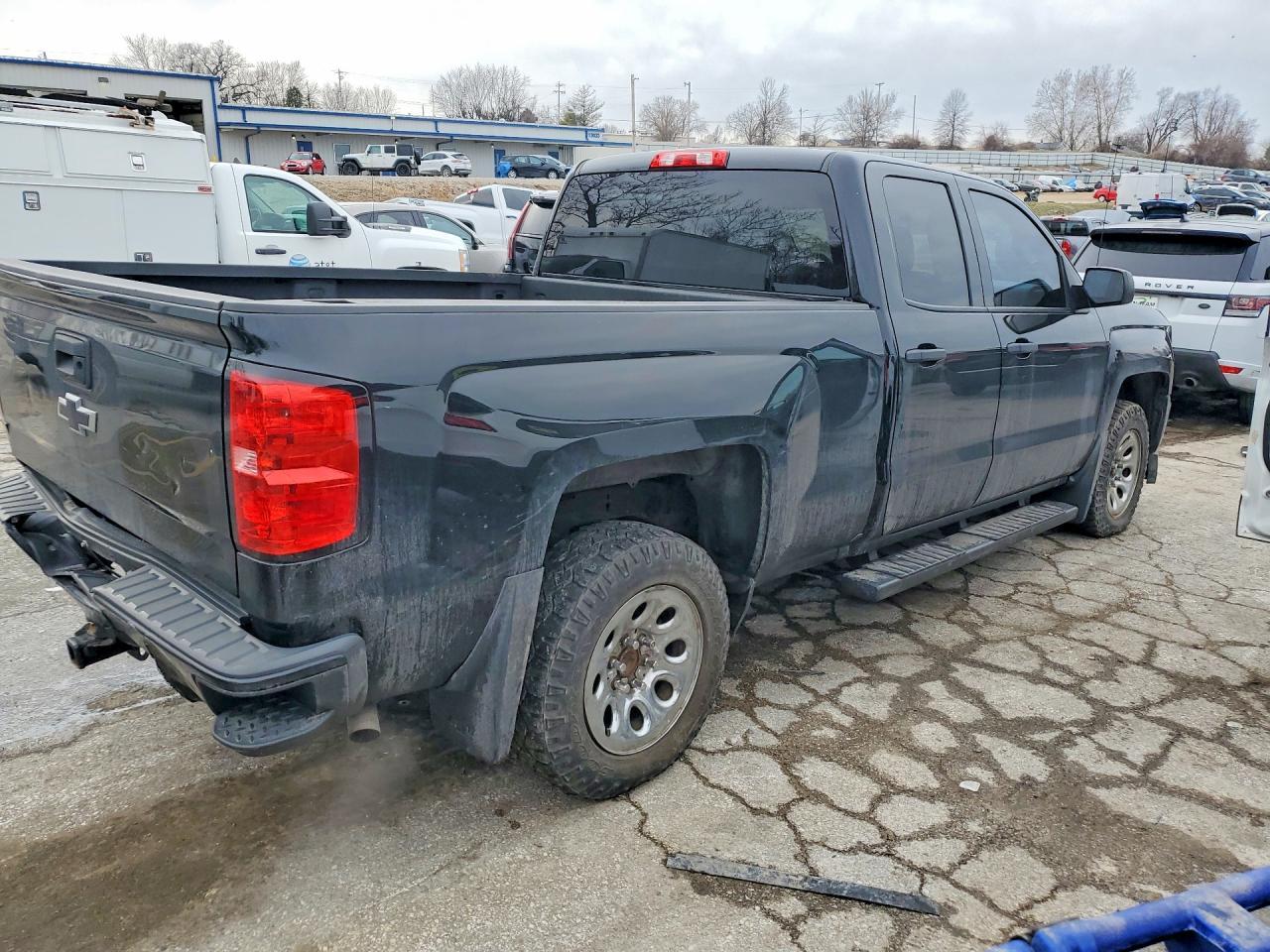 2017 Chevrolet Silverado K1500 Custom - Image 3